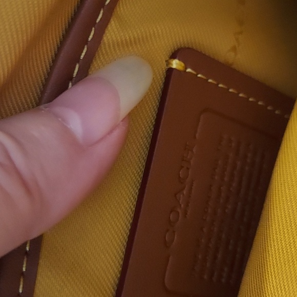 Coach crossbody bah - Picture 4 of 7